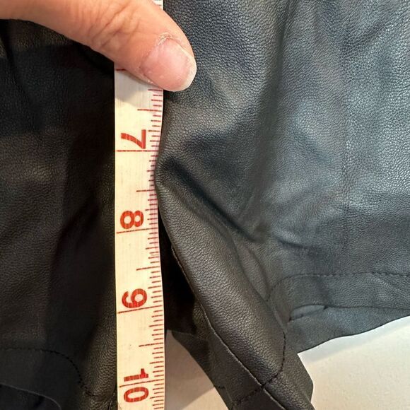 Vila black Leather shorts Small - Picture 9 of 10